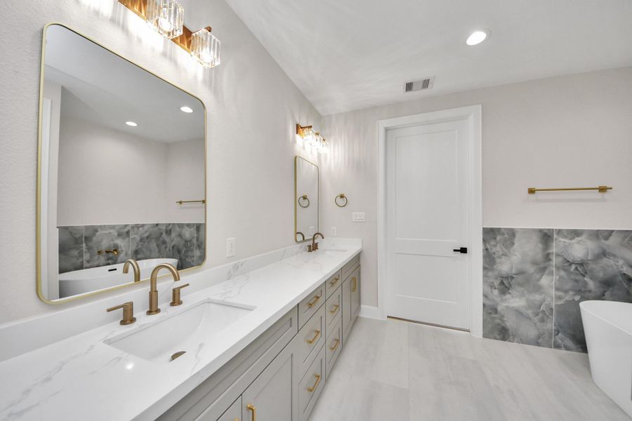 Furnished interior view inside a new home in , Houston (Image 5).