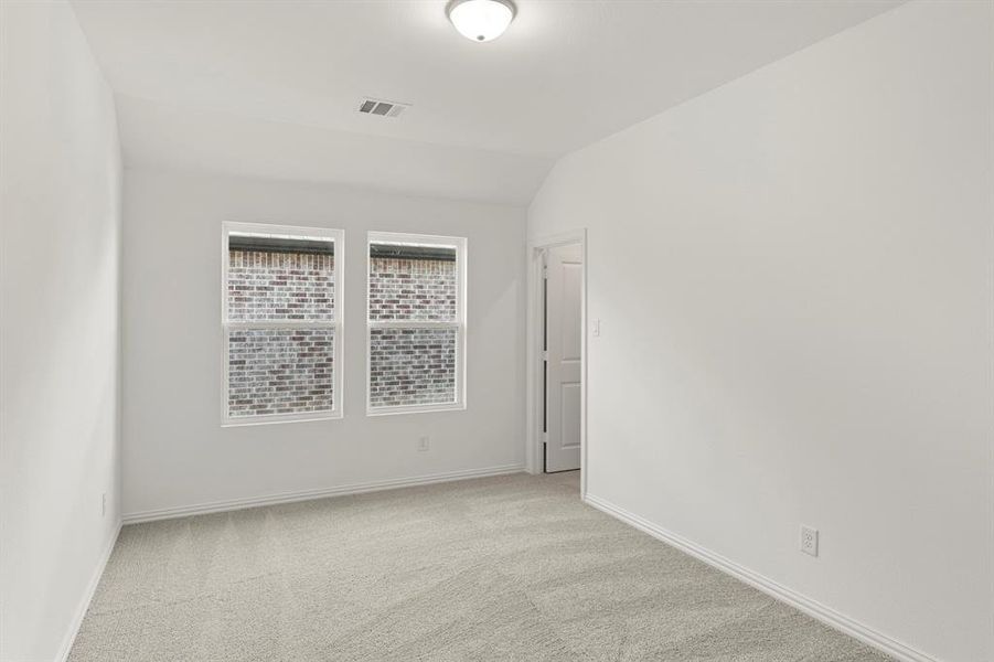 21. 745 Waterhouse - Bed 3