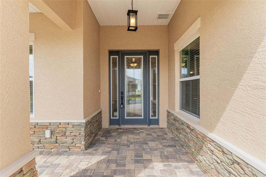 Exterior details and patio area of a home in , Ocala (Image 27).