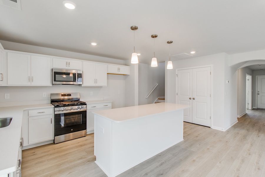 Furnished interior view inside a new home in Winston Point, Gilbert (Image 6).