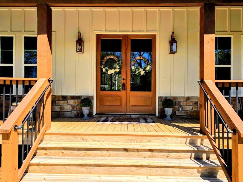 Exterior details and patio area of a home in , Temple (Image 32).