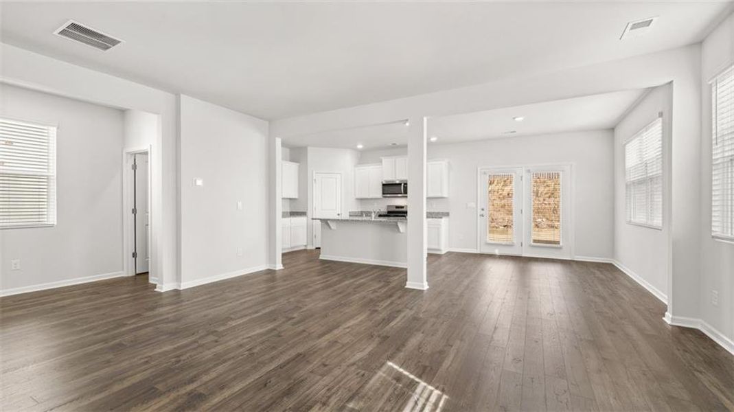 Image 36 of a home in Poplar Preserve.