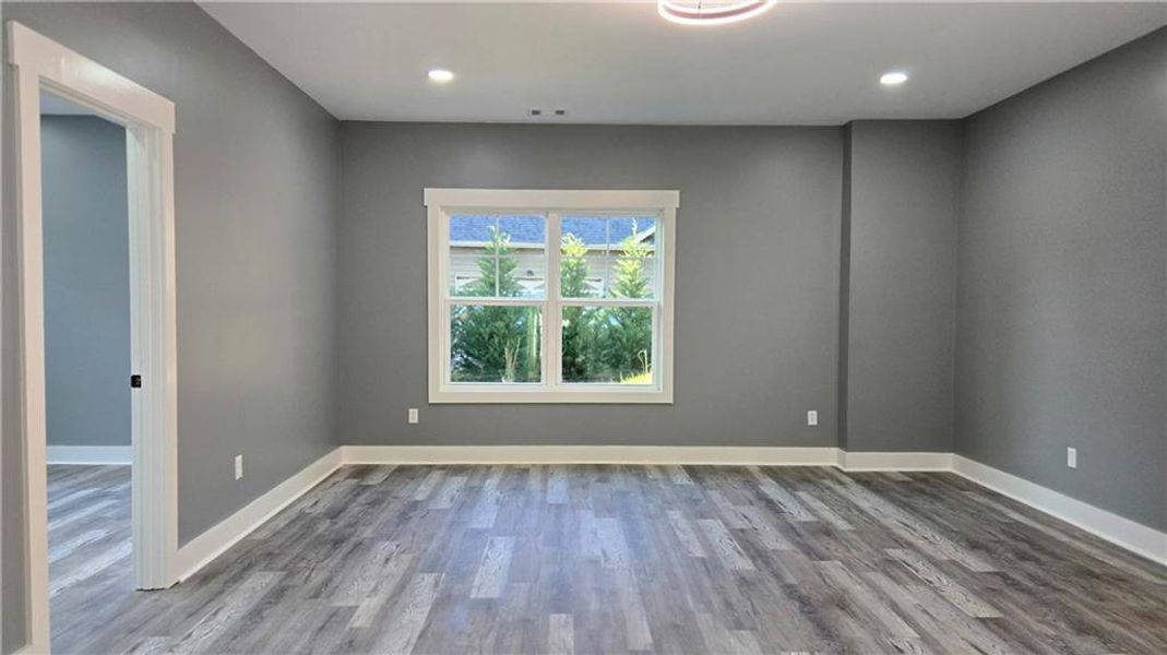 Spacious, unfurnished interior of a new home in , Talmo (Image 28). Spacious, unfurnished interior of a new home in , Talmo (Image 28).