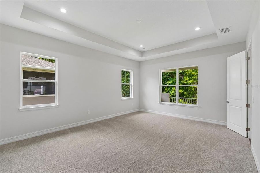 Spacious, unfurnished interior of a new home in Southern Hills Plantation, Brooksville (Image 23). Spacious, unfurnished interior of a new home in Southern Hills Plantation, Brooksville (Image 23).