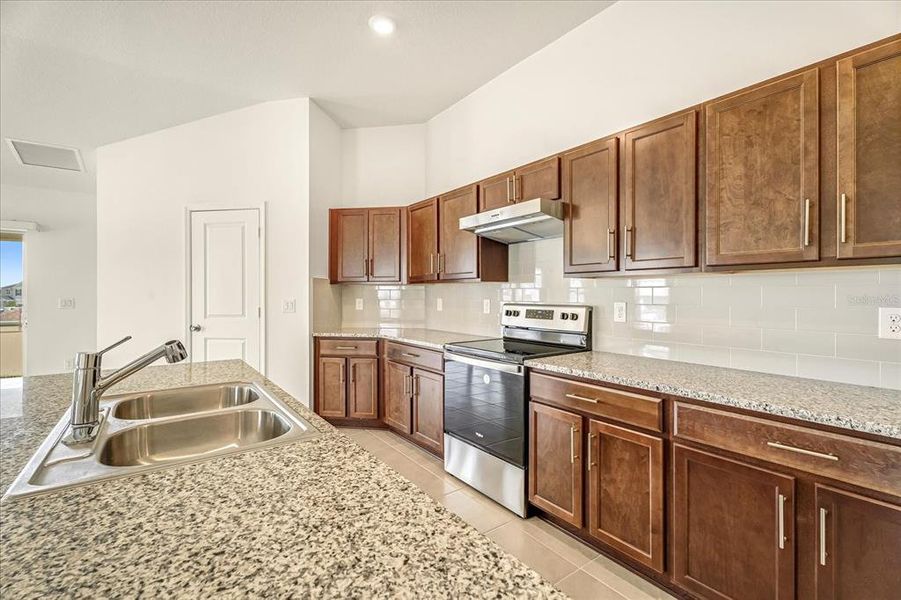 Furnished interior view inside a new home in , Davenport (Image 11). Furnished interior view inside a new home in , Davenport (Image 11).