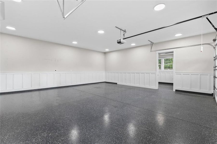 Spacious, unfurnished interior of a new home in , Bethlehem (Image 43).