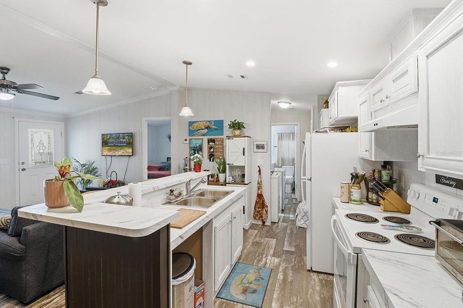 Furnished interior view inside a new home in , Dunnellon (Image 11).