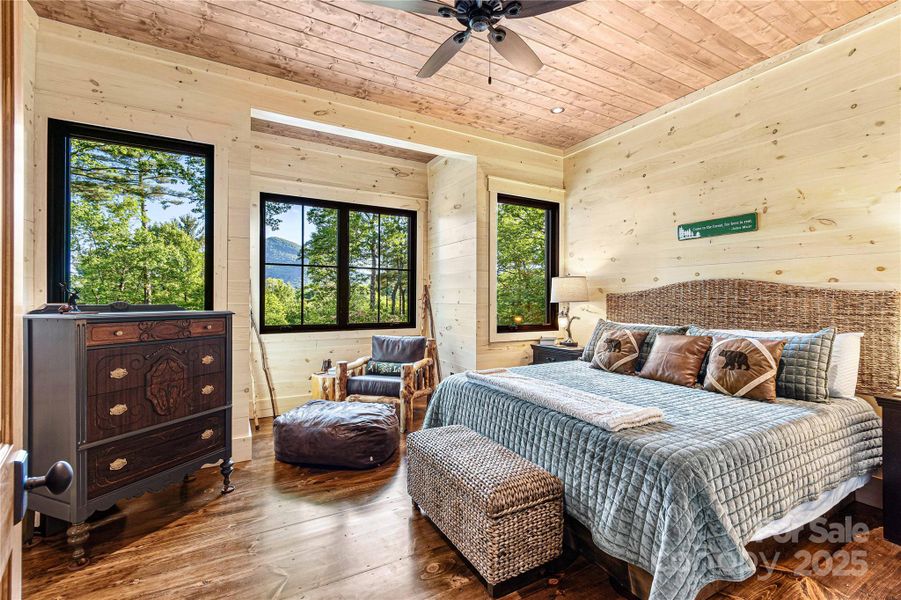 Image 43 of a home in .