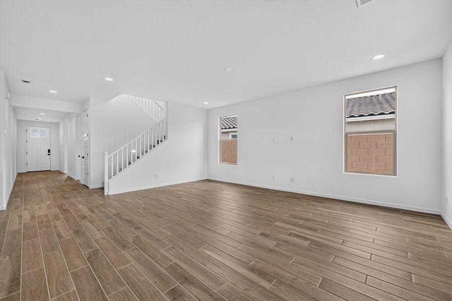 Spacious, unfurnished interior of a new home in Ladera Trails, Queen Creek (Image 17). Spacious, unfurnished interior of a new home in Ladera Trails, Queen Creek (Image 17).