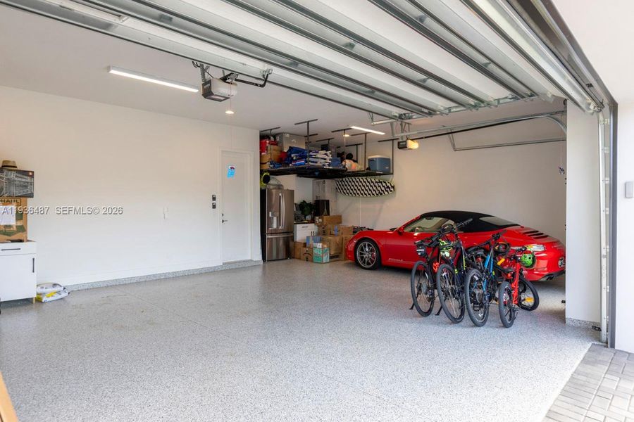 Spacious, unfurnished interior of a new home in , Boca Raton (Image 23).