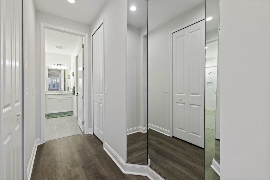 Spacious, unfurnished interior of a new home in , Hardeeville (Image 21).