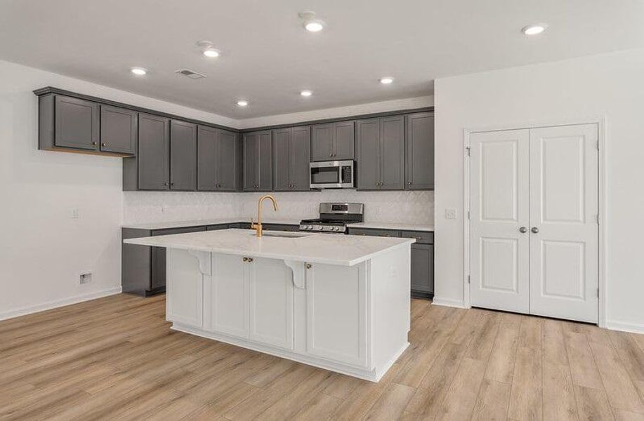 Furnished interior view inside a new home in Parker's Preserve, Ridgeville (Image 13). Furnished interior view inside a new home in Parker's Preserve, Ridgeville (Image 13).
