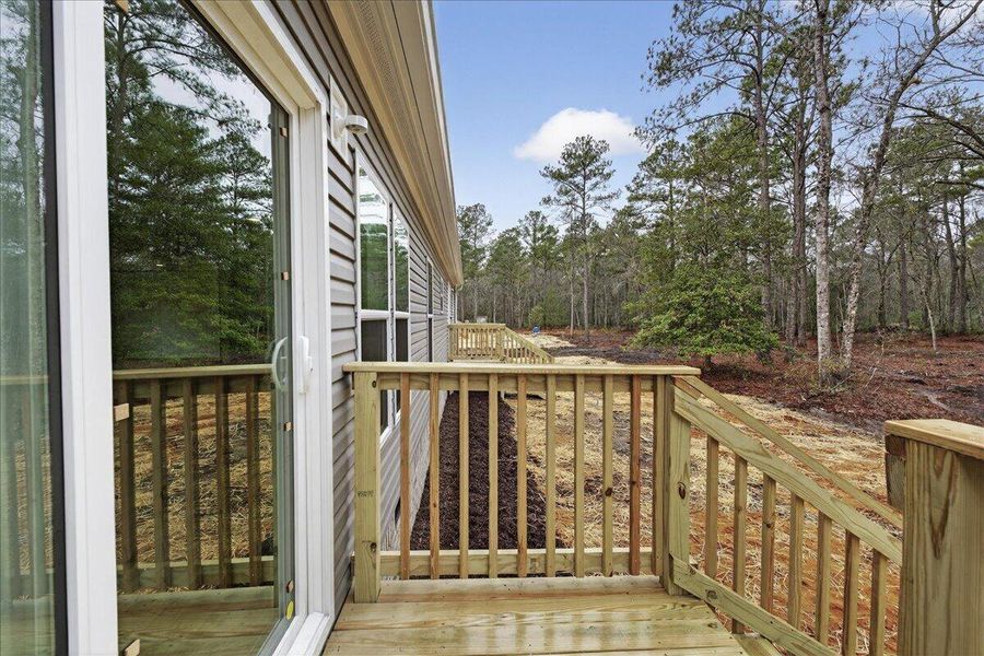 Exterior details and patio area of a home in , Walterboro (Image 19).