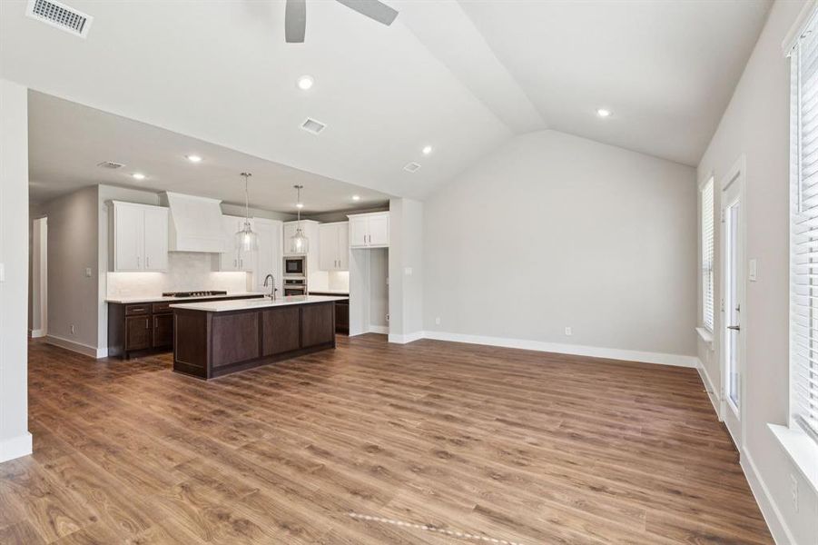 Spacious, unfurnished interior of a new home in Painted Tree Woodland West, McKinney (Image 18). Spacious, unfurnished interior of a new home in Painted Tree Woodland West, McKinney (Image 18).