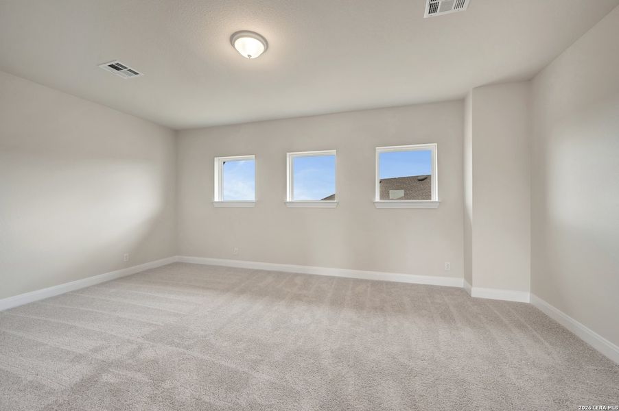 Spacious, unfurnished interior of a new home in The Crossvine 45’, Schertz (Image 37).