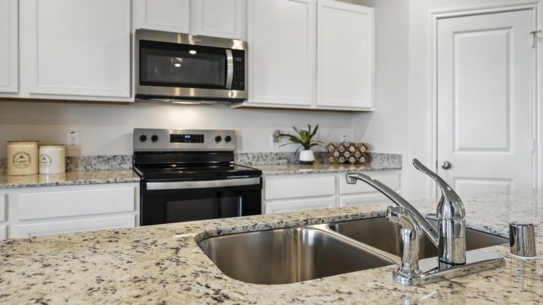 Close-up of interior finishes inside a home in Saddlebrook, Waxahachie (Image 19).