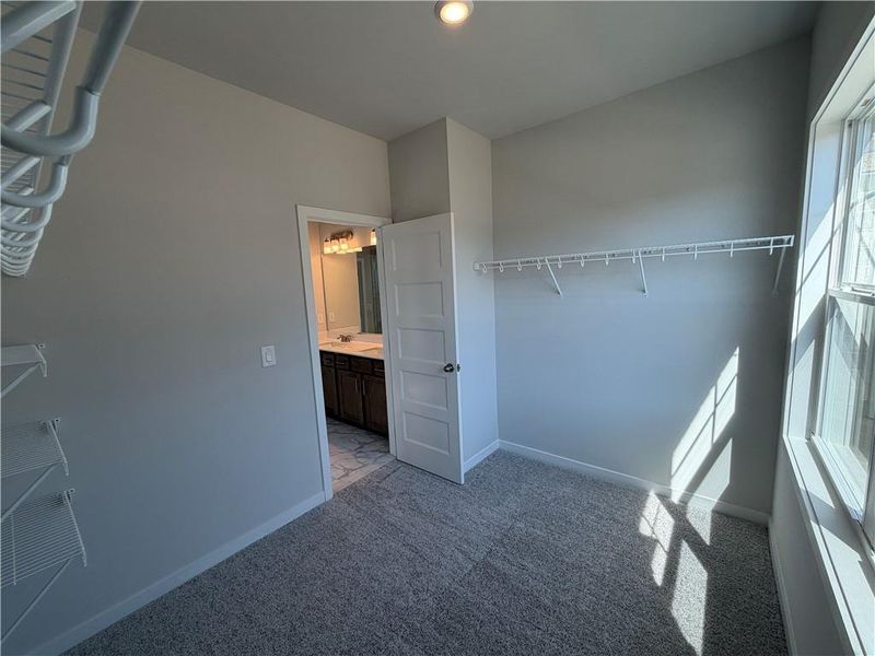 Spacious, unfurnished interior of a new home in Pinecrest Ridge, Dacula (Image 27).