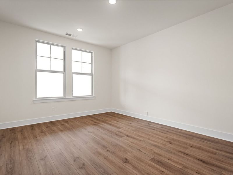 Spacious, unfurnished interior of a new home in Woods Crossing, Gallatin (Image 20).