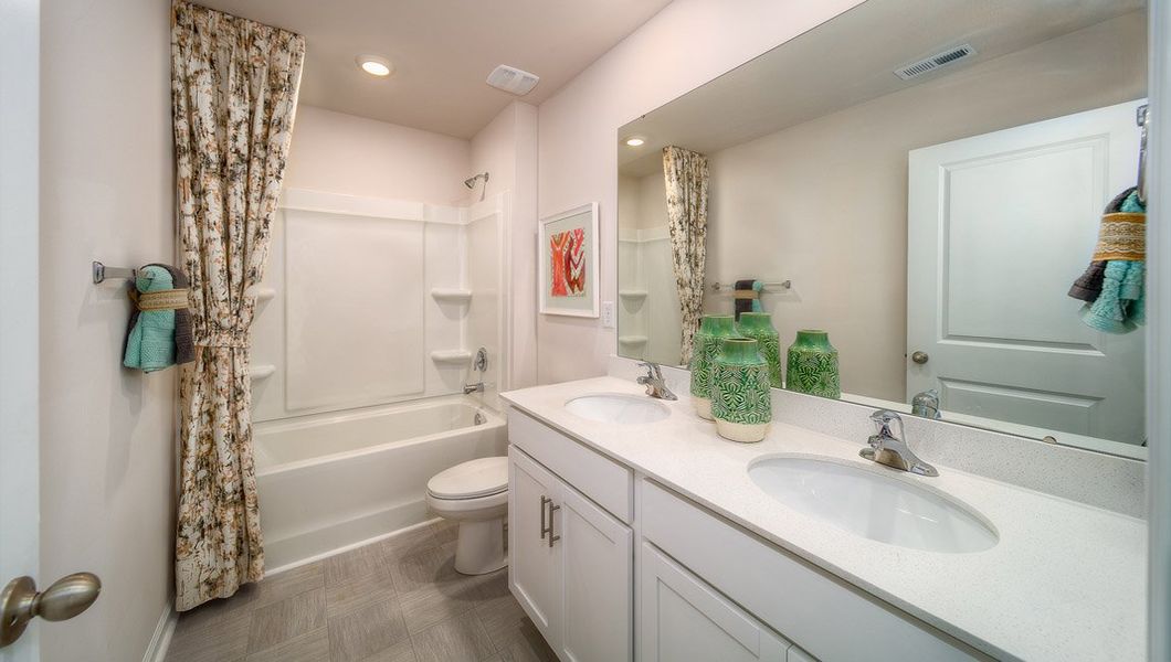 Furnished interior view inside a new home in Valleywood Farms, Waynesville (Image 30).