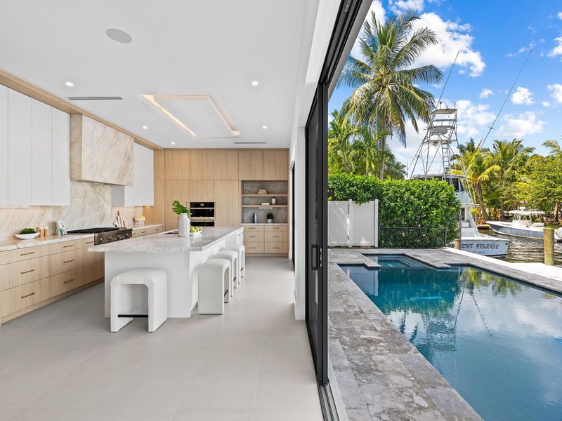 Image 33 of a home in . Image 33 of a home in .