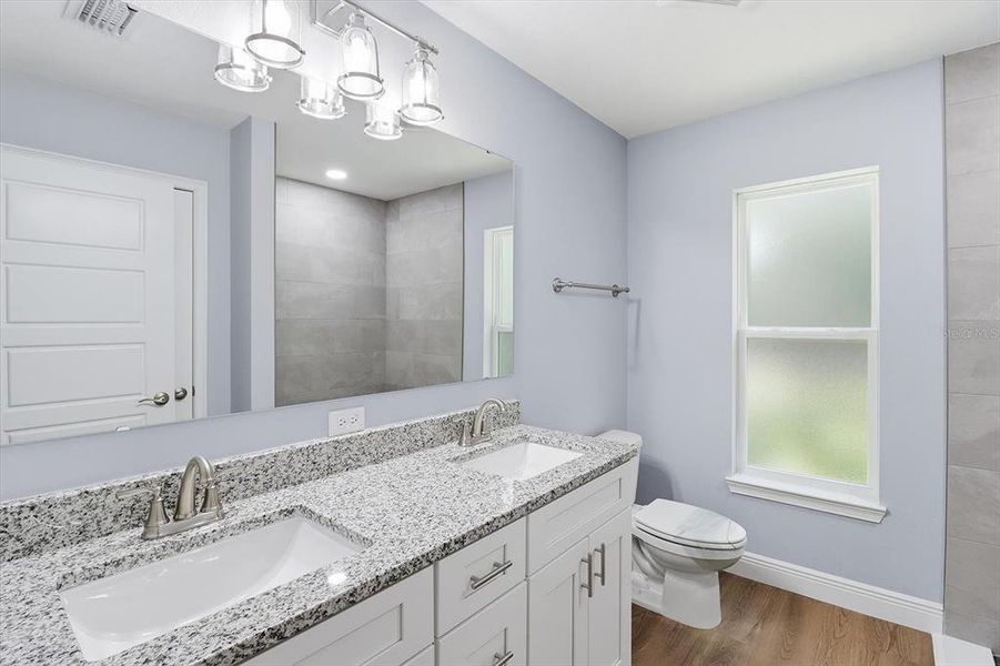 Furnished interior view inside a new home in , Dunnellon (Image 6).