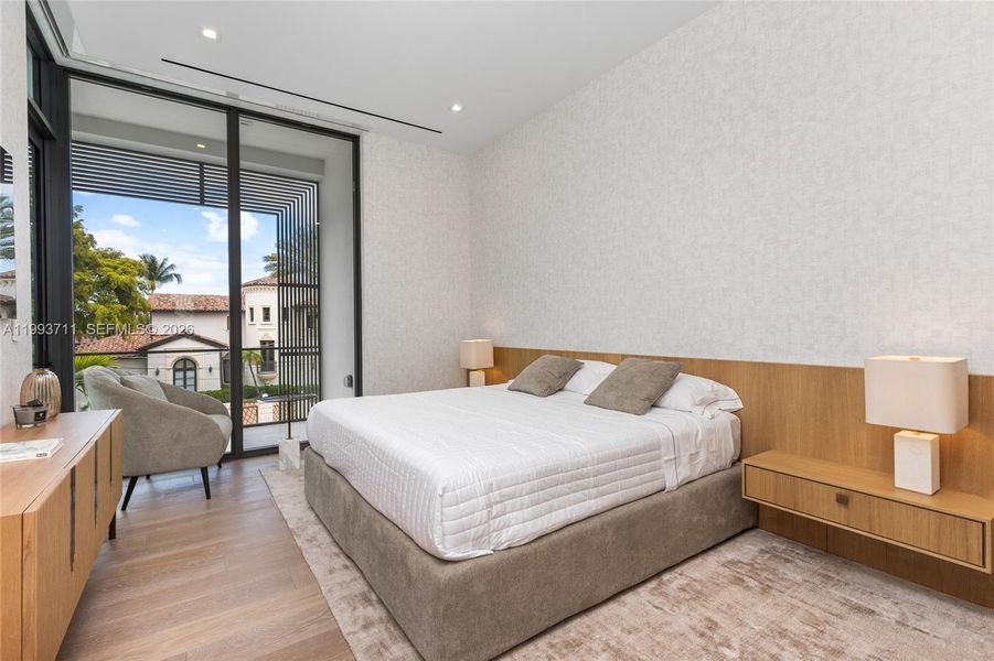 Furnished interior view inside a new home in , Fort Lauderdale (Image 37).