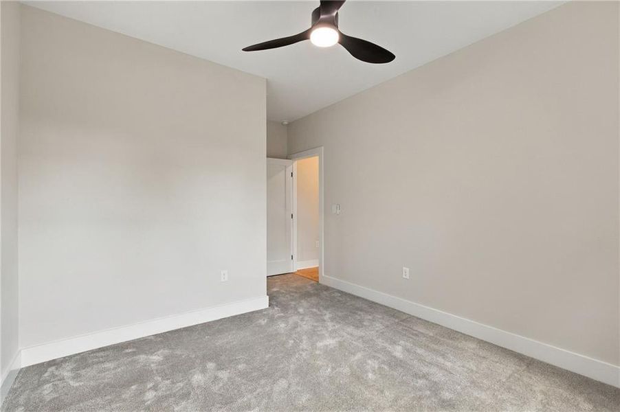Spacious, unfurnished interior of a new home in , Atlanta (Image 37).