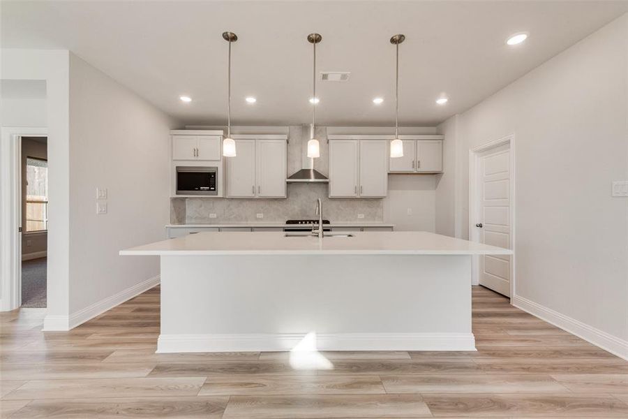 Furnished interior view inside a new home in Villages of Hurricane Creek, Anna (Image 5). Furnished interior view inside a new home in Villages of Hurricane Creek, Anna (Image 5).