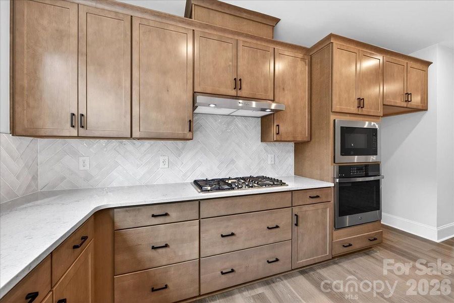 Gourmet kitchen with gas cooktop