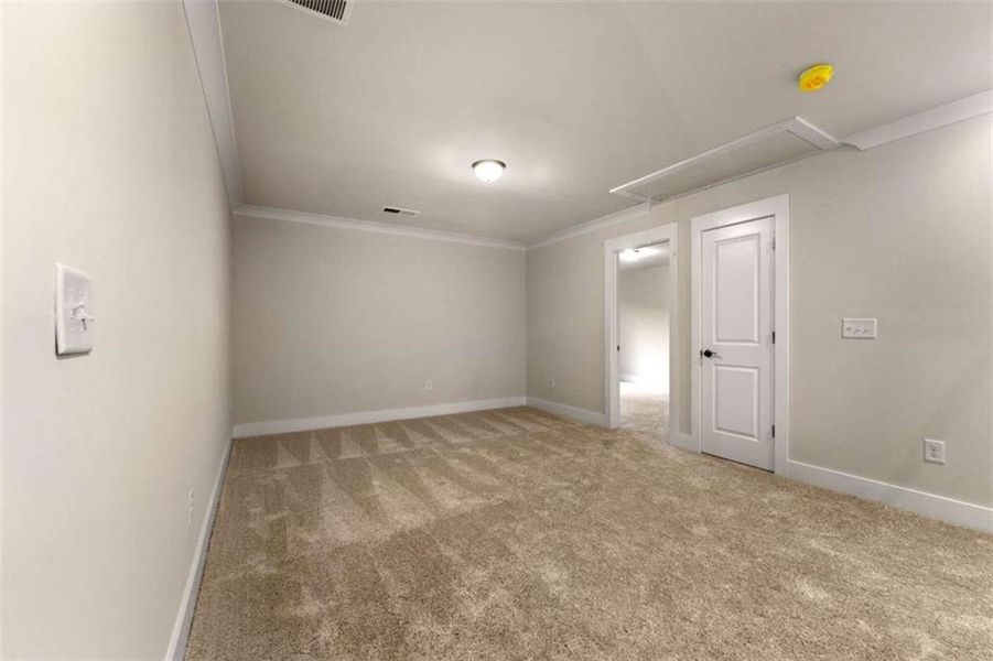 Spacious, unfurnished interior of a new home in Steeplechase, Hoschton (Image 28).