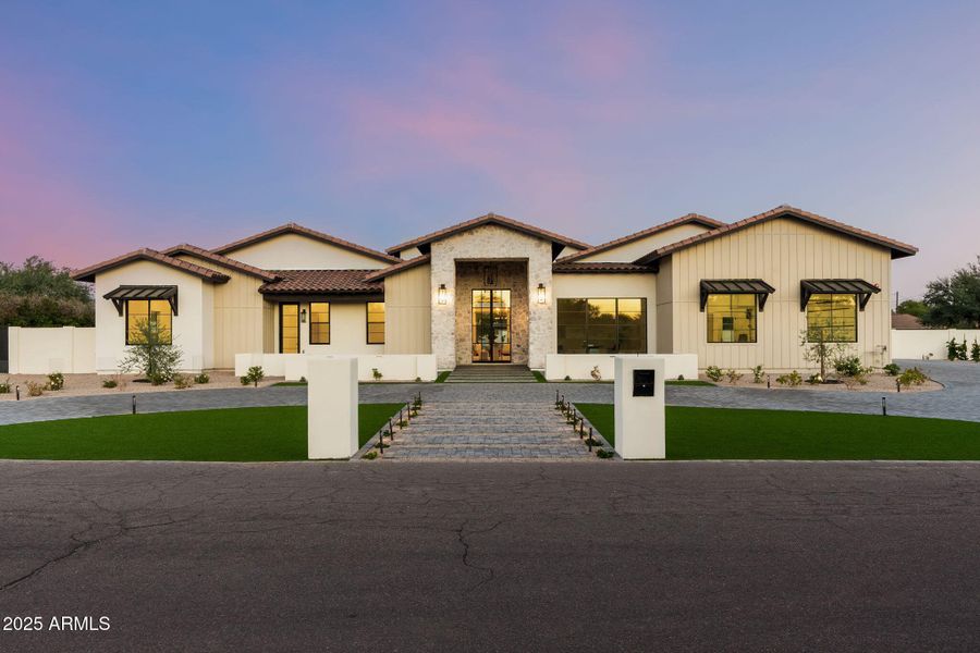 70-web-or-mls-10809-n-82nd-pl 70-web-or-mls-10809-n-82nd-pl