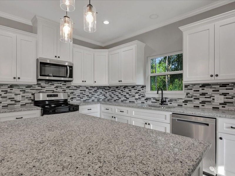 Furnished interior view inside a new home in , Lufkin (Image 9).