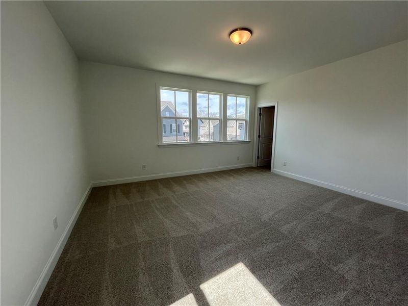 Spacious, unfurnished interior of a new home in East Harbor II at Chestatee, Dawsonville (Image 14).
