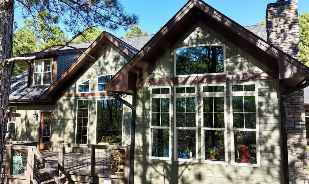 dji_fly_20251126_220206_0175_17643657967