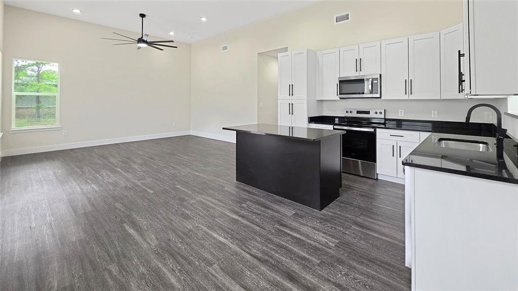 Furnished interior view inside a new home in , Mabank (Image 6).