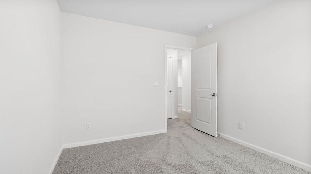 Spacious, unfurnished interior of a new home in Cedar Gap, Fountain Inn (Image 26).