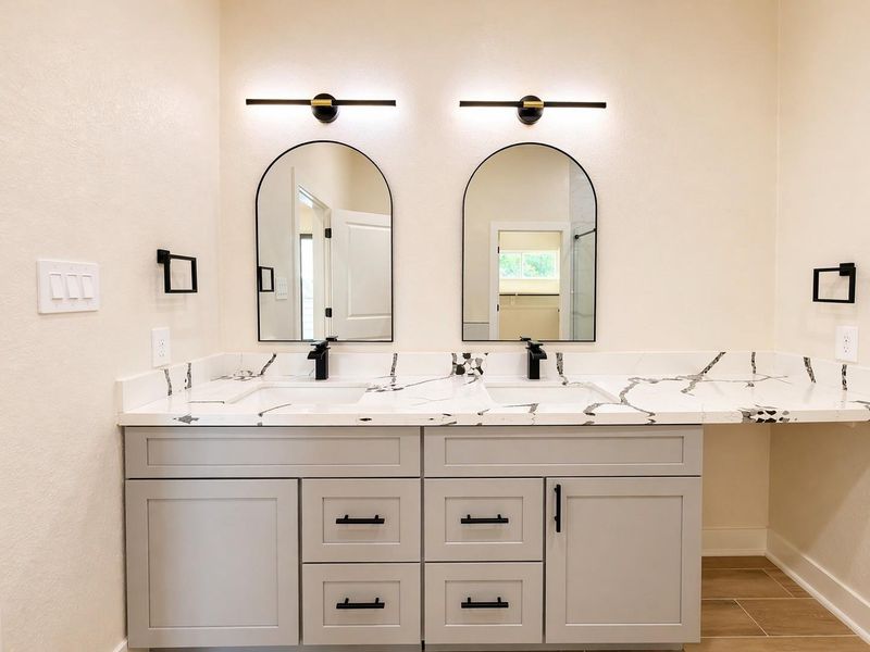 Primary Bathroom - 3rd Floor