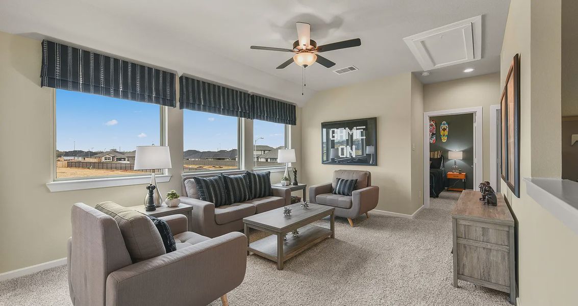 Representative furnished interior of a home built from the Portland by Chesmar Homes in Wood Leaf Reserve, Tomball (Image 11).
