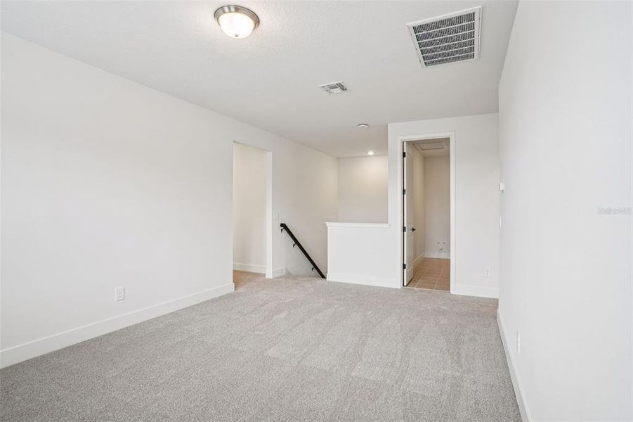 Spacious, unfurnished interior of a new home in , Ormond Beach (Image 33).