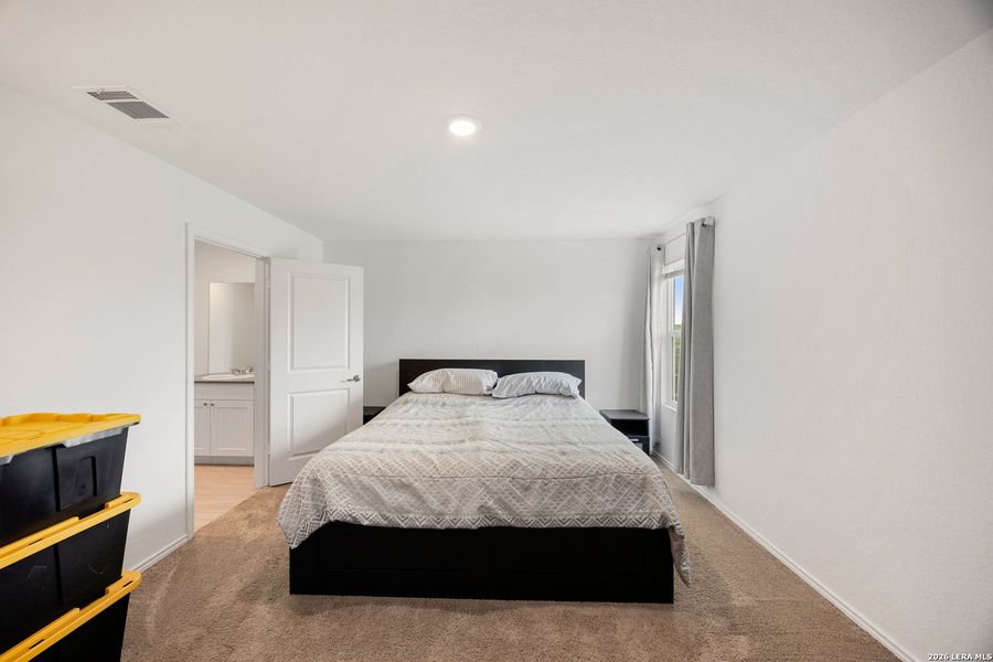 Furnished interior view inside a new home in Mission del Lago, San Antonio (Image 8).