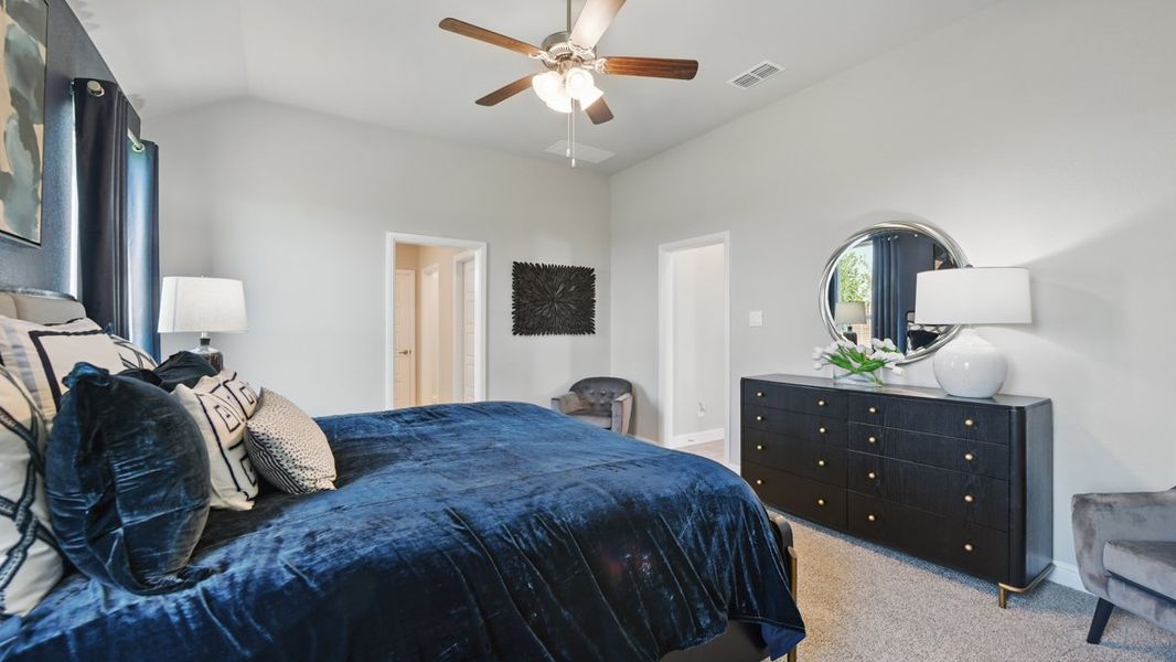 Furnished interior view inside a new home in Rock Creek West, Fort Worth (Image 24). Furnished interior view inside a new home in Rock Creek West, Fort Worth (Image 24).
