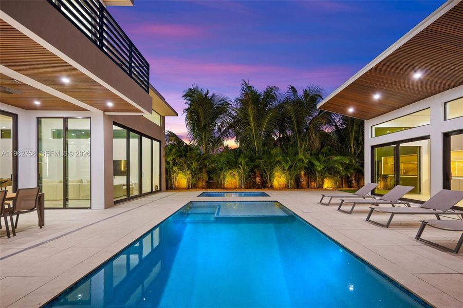 Exterior details and patio area of a home in , Miami (Image 40).