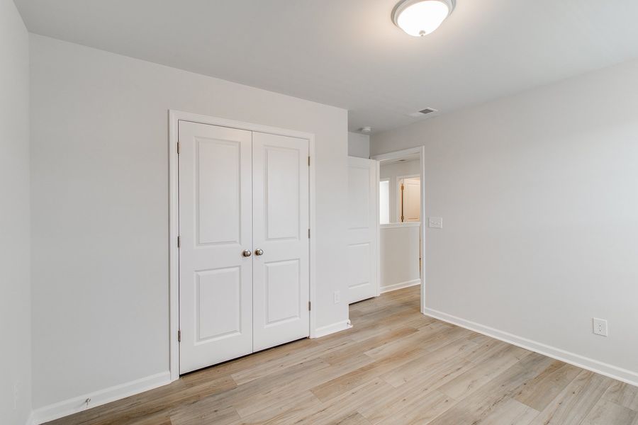 Spacious, unfurnished interior of a new home in Winston Point, Gilbert (Image 31). Spacious, unfurnished interior of a new home in Winston Point, Gilbert (Image 31).