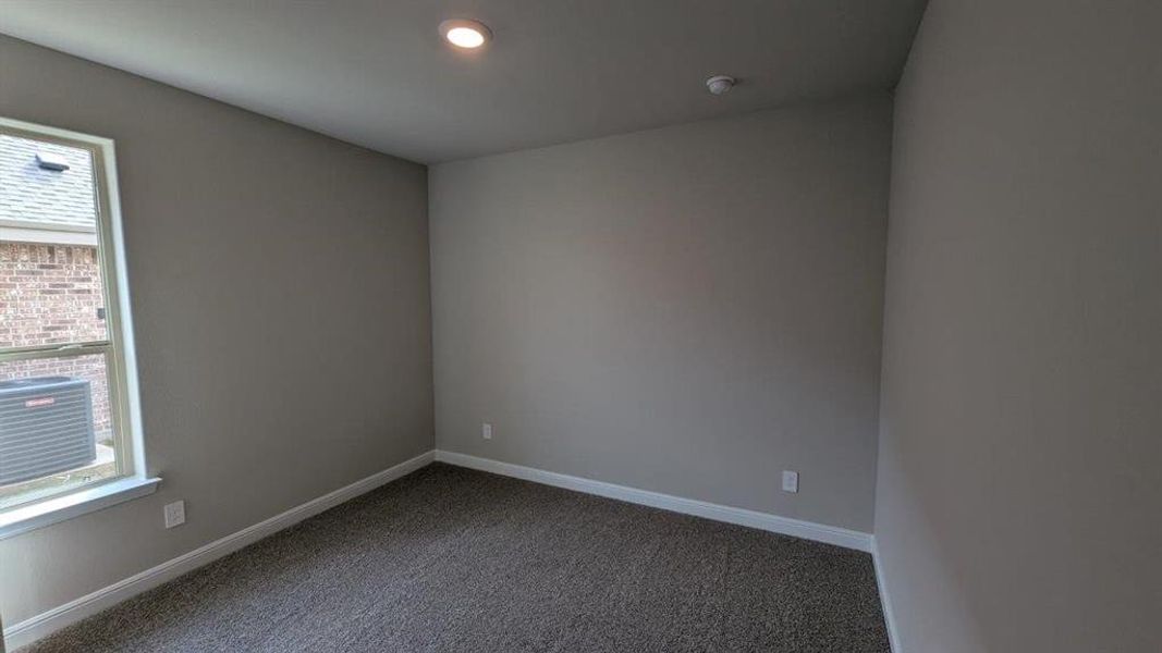 Spacious, unfurnished interior of a new home in Bella Vista, Granbury (Image 9). Spacious, unfurnished interior of a new home in Bella Vista, Granbury (Image 9).