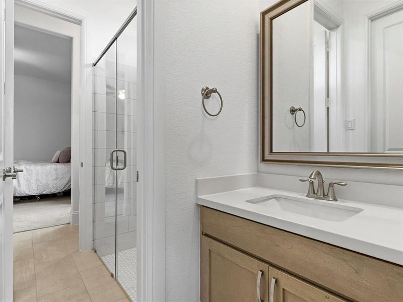 Furnished interior view inside a new home in Gean Estates, Keller (Image 19).