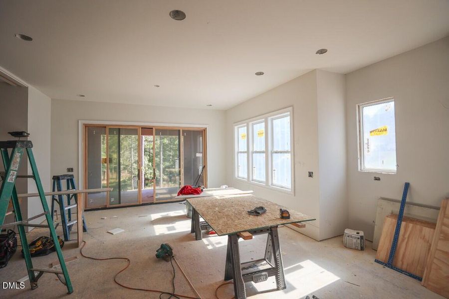 GQ6A9928 (Medium) GQ6A9928 (Medium)