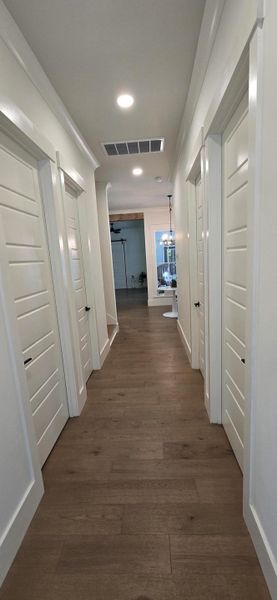 Spacious, unfurnished interior of a new home in , Seabrook (Image 21).