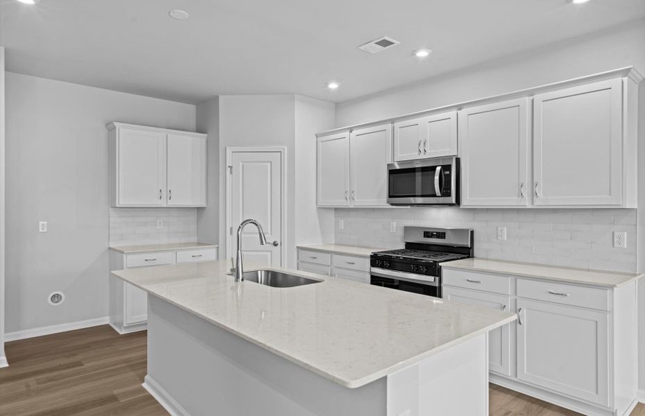 Furnished interior view inside a new home in Fox Hollow, Spartanburg (Image 6). Furnished interior view inside a new home in Fox Hollow, Spartanburg (Image 6).