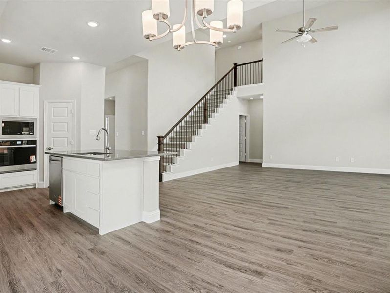 Spacious, unfurnished interior of a new home in Cole Crossing Estates, DeSoto (Image 22).