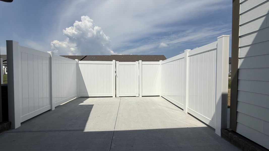Exterior details and patio area of a home in Veterans Cove, Murfreesboro (Image 4).